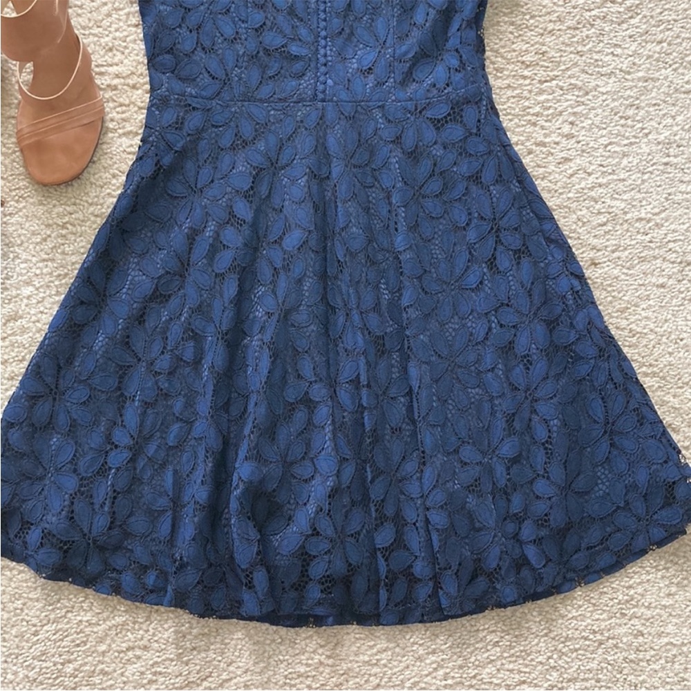Navy Blue Lace Short Sleeve Dress - Picture 4 of 9